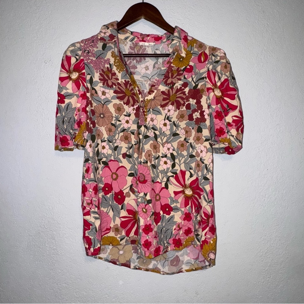 JODIFL Pink Floral Short Sleeve Blouse - Picture 3 of 8